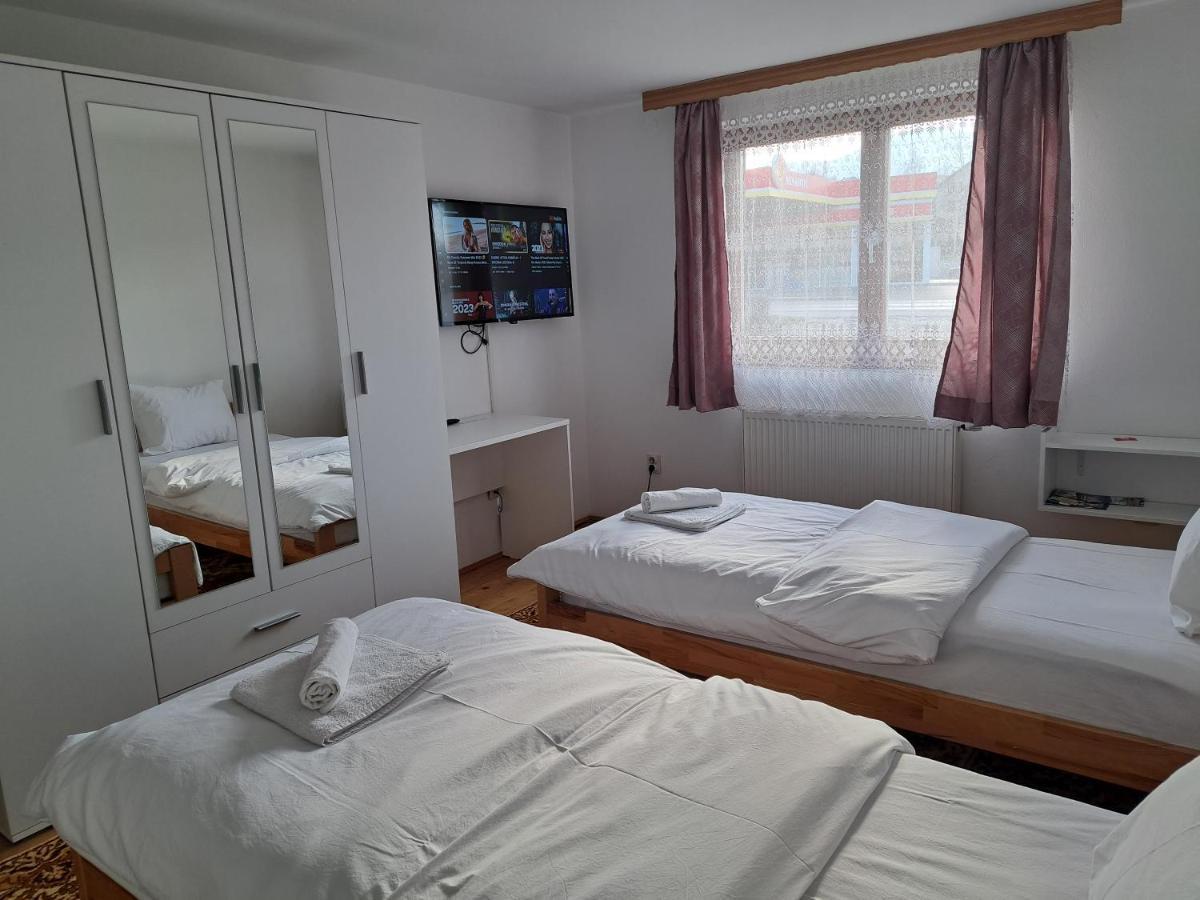 Aleksandar Apartmani Пале Экстерьер фото